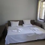 Aleksandrina Guest house Kipilovo