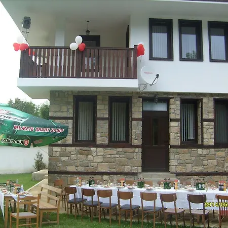 Къща за гости Aleksandrina 3*